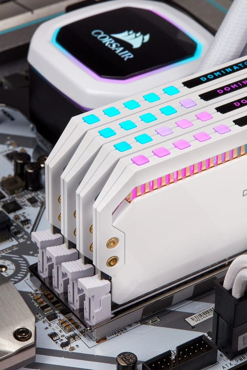 Bộ nhớ ram gắn trong Corsair DDR4, 3200MHz 16GB (2x8GB) DIMM, CL16 DOMINATOR PLATINUM RGB White Heatspreader, RGB LED - Ảnh 4